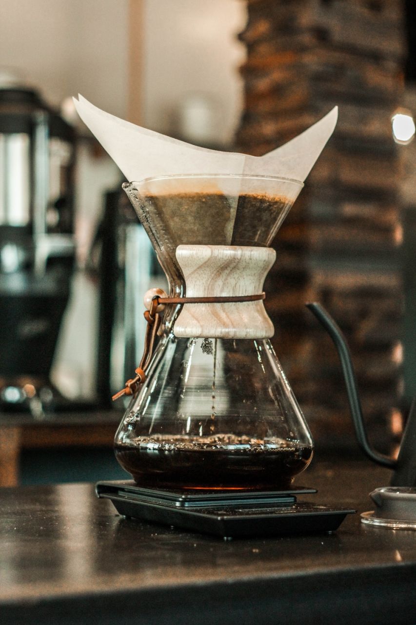 Chemex coffee brew with Coffee Makers