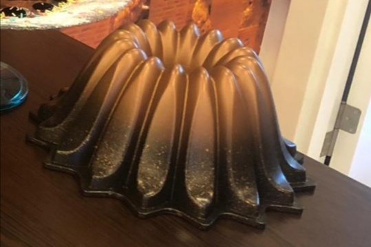 Titanyum Kek Kalıbı 24 cm l 85,00 TL l 85,00 TL l Kek Kalıbı &amp; Fırın