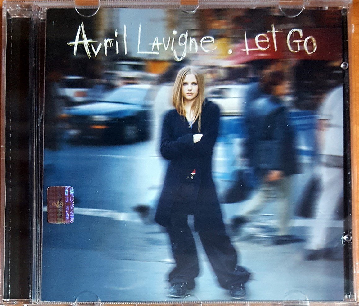 AVRIL LAVIGNE - LET GO