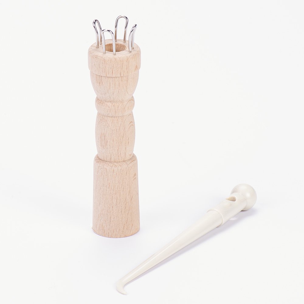 NURGE WOODEN KNITTING SPOOL 8 PIN