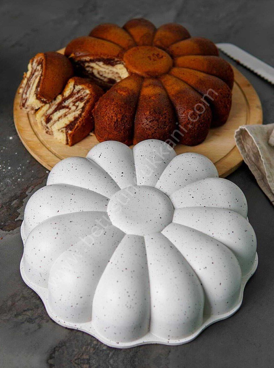 Acar Papatya Döküm Kek ve Ekmek Kalıbı