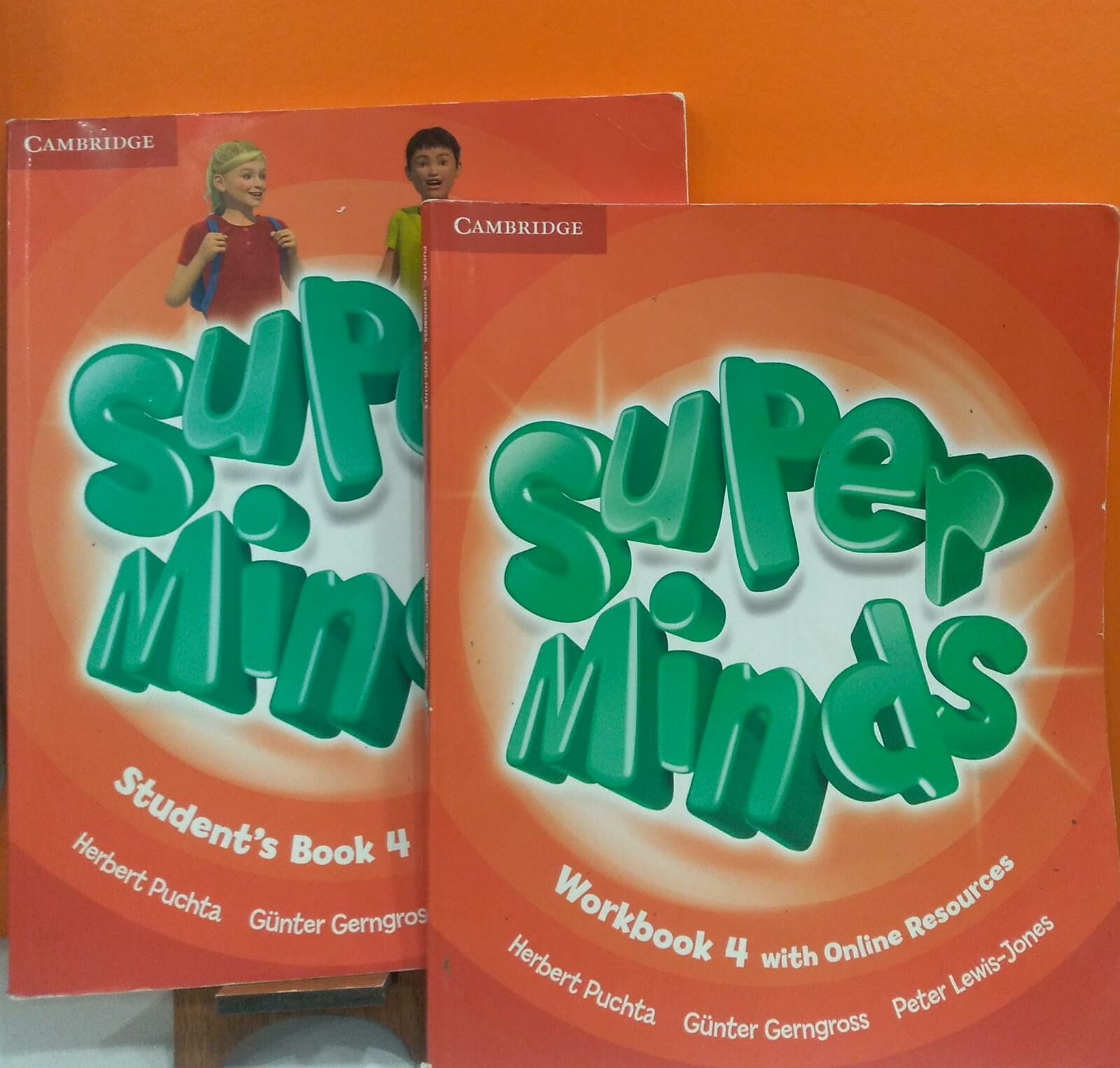 Super Minds 4 STUDENTS BOOK +WORKBOOK Super Minds 4 STUDENTS BOOK +WORKBOOK