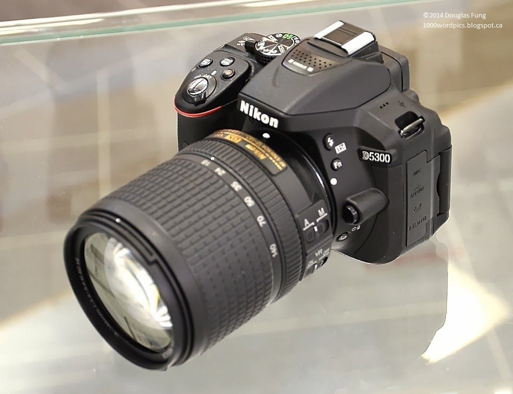 Nikon D5300 18-140mm VR DSLR Fotoğraf Makinesi