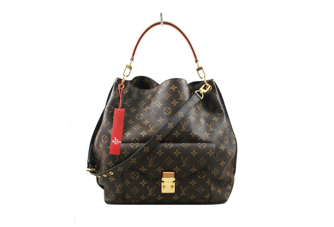 Louis Vuitton Messenger Bag for Sale in Phoenix, AZ - OfferUp