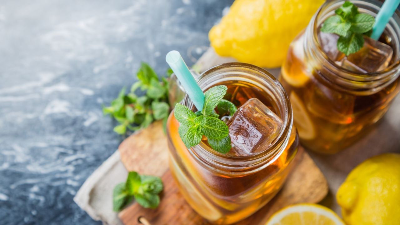 Making Cold Tea at Home