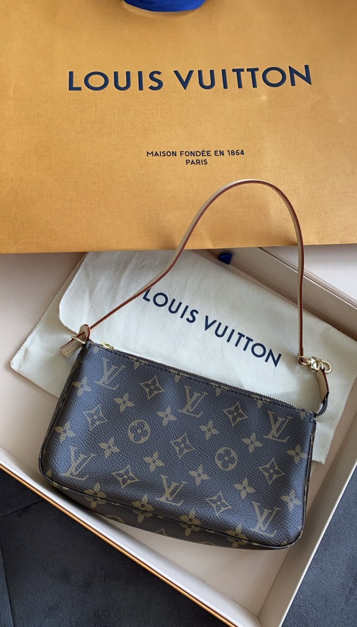 My FIRST Louis Vuitton Bag Unboxing - Multi Pochette Accessoire in