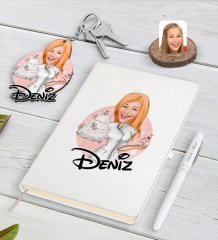 Kişiye Özel Kadın Aşçı Karikatürlü Beyaz Defter Kalem ve Anahtarlık Hediye Seti-3
