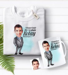 Kişiye Özel Bay Kolay Yetişmiyor Karikatürlü Beyaz Tişört ve Kupa Seti-1