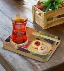 Kişiye Özel Doğal Ahşap Kaşıklı Sunum Tabağı ve Heybeli Çay Bardağı Hediye Seti - Model 4
