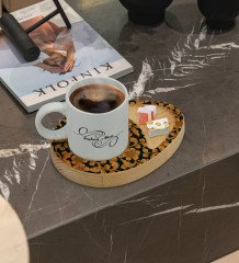 Kişiye Özel Retro Motif Tasarımlı Doğal Ahşap Tabaklı Türk Kahvesi Fincanı Sunum Seti Model 15
