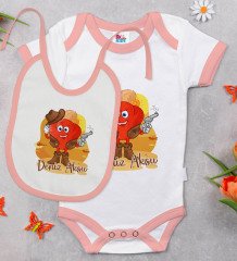 BK Kids Kişiye Özel Sevimli Kovboy Tasarımlı Pembe Bebek Body Zıbın ve Mama Önlüğü Hediye Seti-2