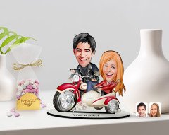 Kişiye Özel Sevgililer Karikatürlü 3D Ahşap Biblo ve Çikolatalı Kalp Bonbon Draje Hediye Seti-12